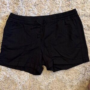 Women's Black linen Shorts